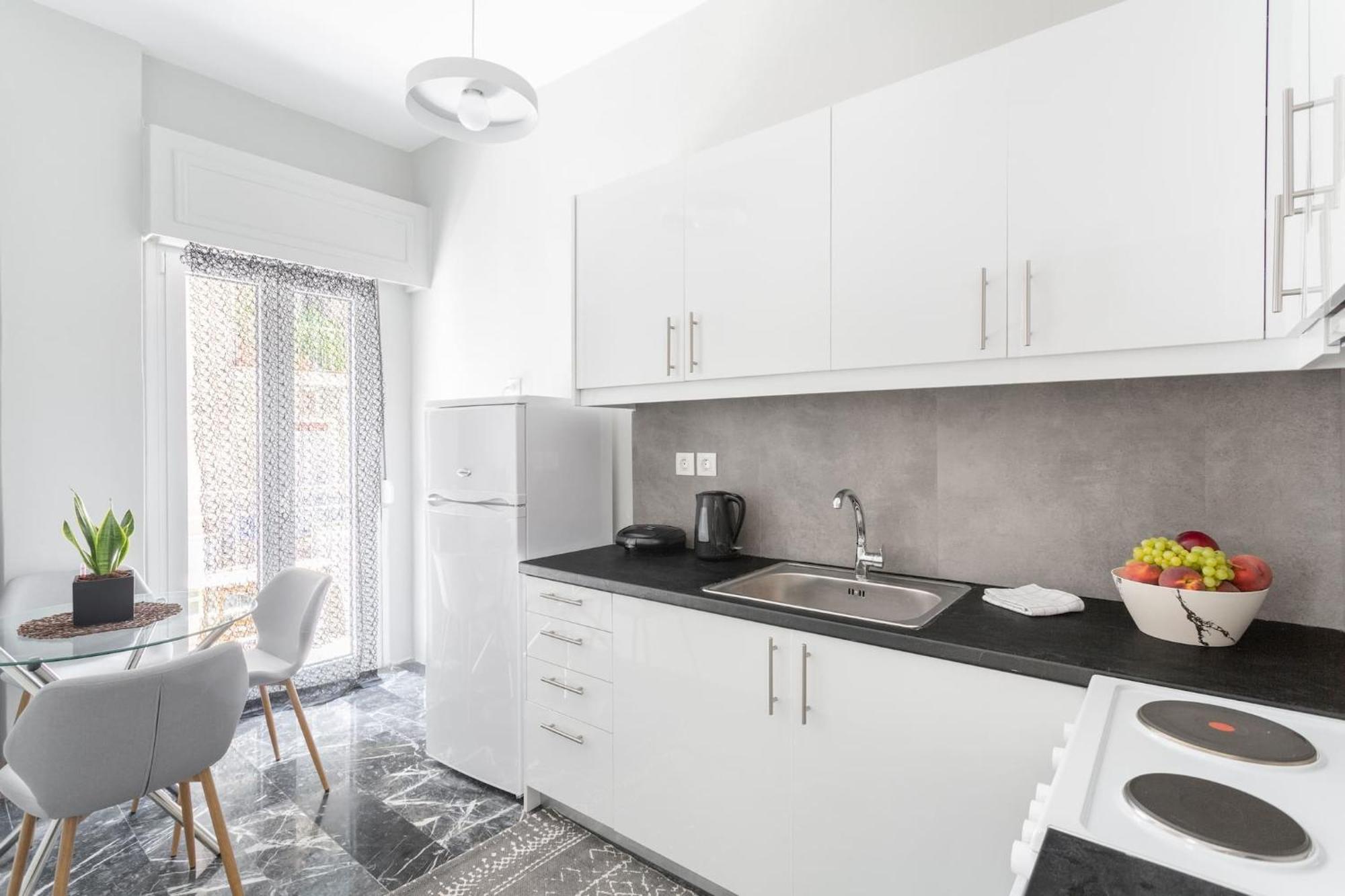 Explore History From A Chic Central Apartment Αθήνα Εξωτερικό φωτογραφία
